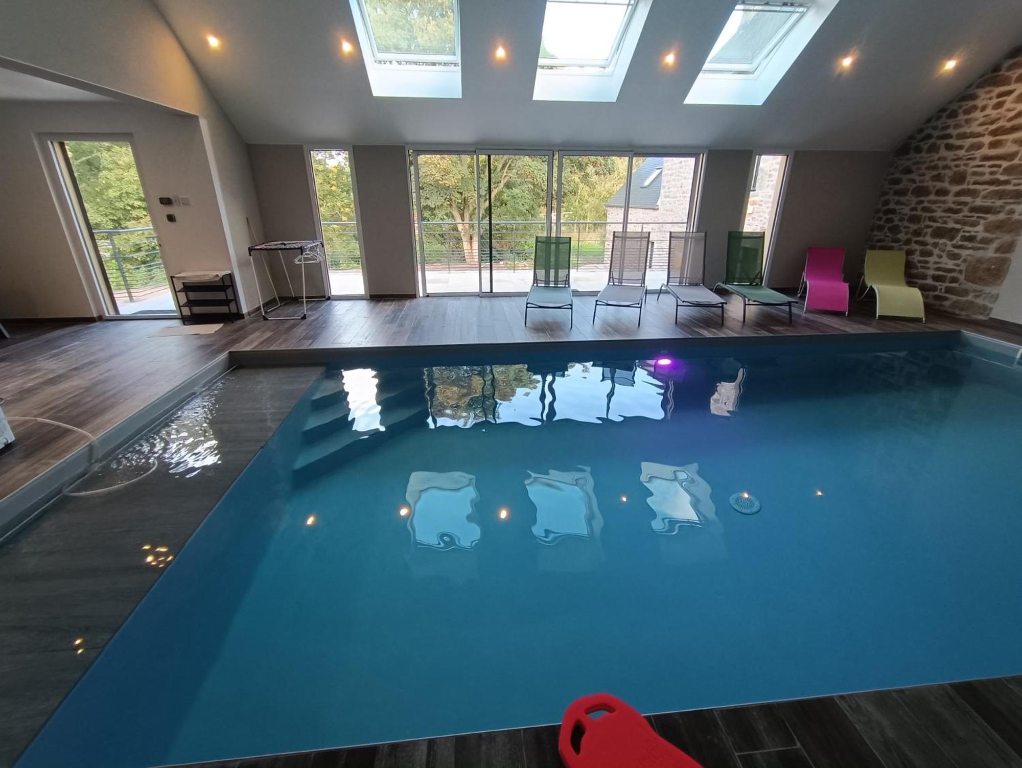 Holiday home Le Petit Moulin De Kerloroc Ploudalmezeau